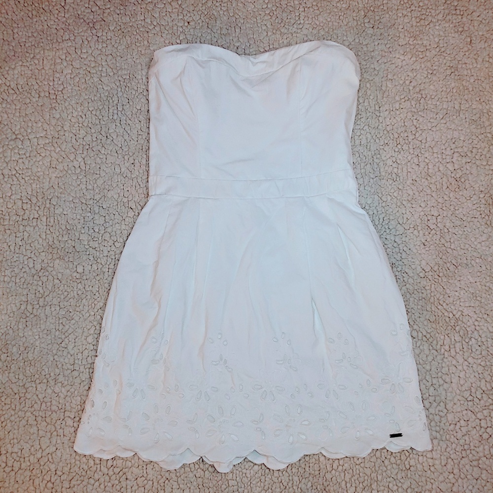 Hollister - 100% Cotton - Mini Tube Dress - Eyelet